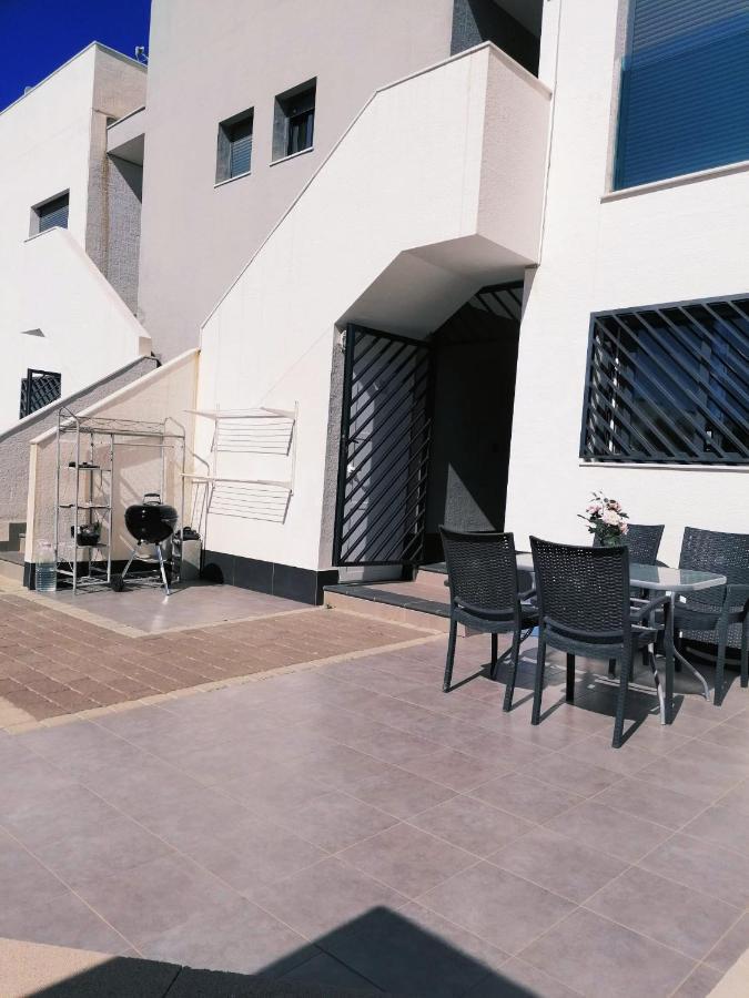 Bright Bungalow Oasis Beach La Zenia Orihuela Exterior foto