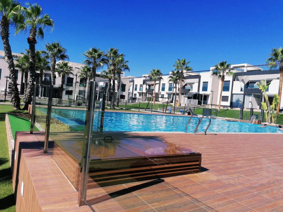 Bright Bungalow Oasis Beach La Zenia Orihuela Exterior foto