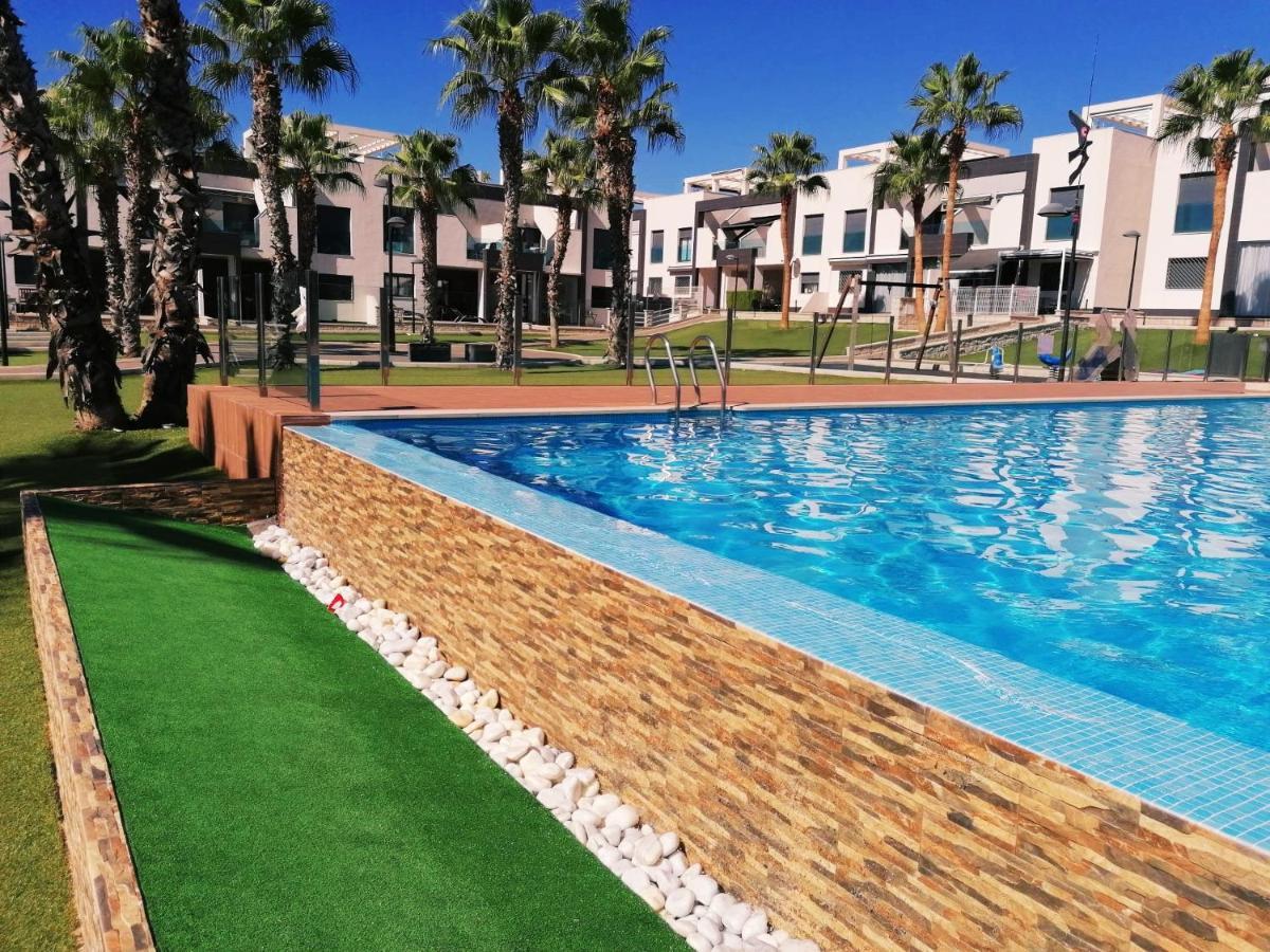 Bright Bungalow Oasis Beach La Zenia Orihuela Exterior foto